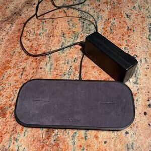 Mophie dual wireless charging pad